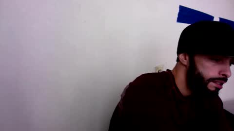 Snapshot of doingmek9 chatting on October 29, 1:46 pm doingmek9 online show from October 29, 1:46 pm