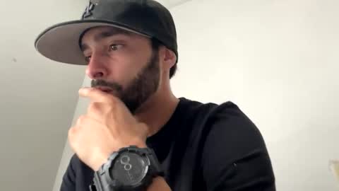 Snapshot of doingmek9 chatting on November 10, 3:22 pm doingmek9 online show from November 10, 3:22 pm