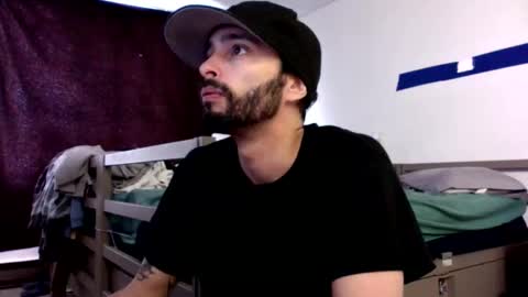 Snapshot of doingmek9 chatting on November 23, 2:28 pm doingmek9 online show from November 23, 2:28 pm