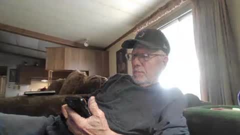 doingmyself69 online show from March 31, 7:58 pm