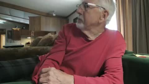 doingmyself69 online show from April 29, 12:48 am