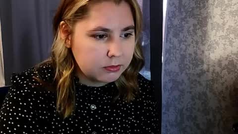 Snapshot of dolcevita_sophia chatting on November 9, 7:39 am dolcevita_sophia online show from November 9, 7:39 am