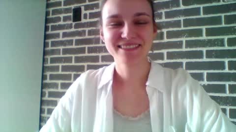 dolcezza_ online show from April 8, 11:21 am