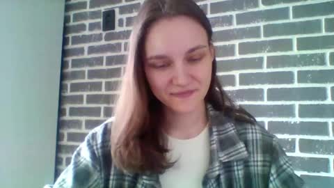 dolcezza_ online show from April 13, 11:05 am