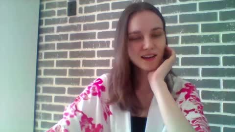 dolcezza_ online show from April 15, 11:28 am