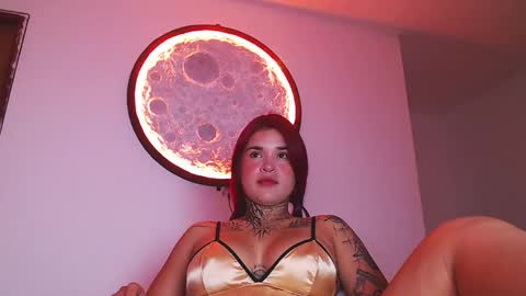 doll_and_thebrown online show from February 9, 4:16 am