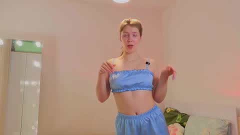 Ann online show from March 13, 7:31 pm