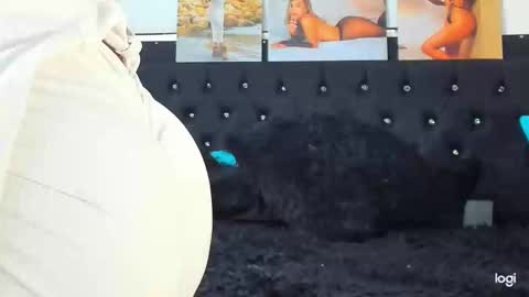 Snapshot of doll_celeste19 chatting on January 6, 11:09 pm C E L E S T E online show from January 6, 11:09 pm