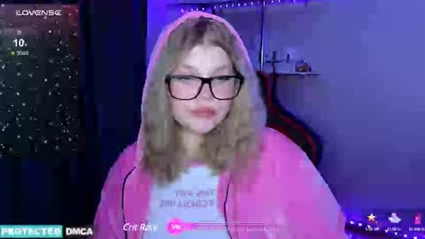 Chloe online show from December 29, 9:20 pm