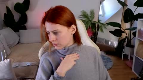 Your doll Lesli online show from September 24, 6:28 am