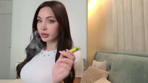 Lexi online show from April 16, 6:47 am