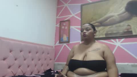 doll rihana online show from March 15, 6:14 pm