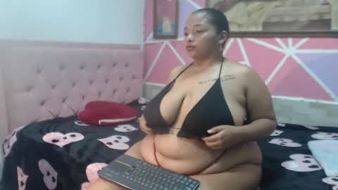 doll rihana online show from May 28, 1:25 am