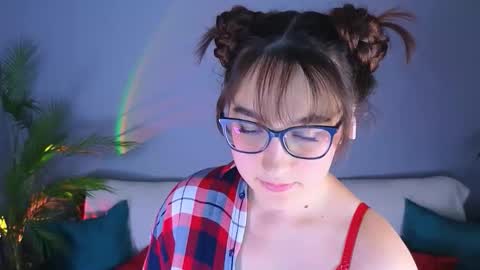 Tessa online show from October 17, 2:30 pm