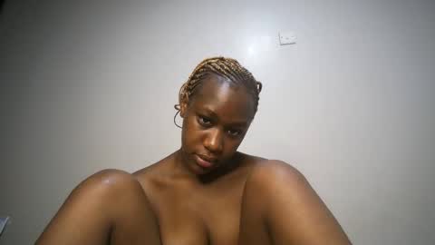 Snapshot of dollberry chatting on December 11, 4:49 am dollberry online show from December 11, 4:49 am