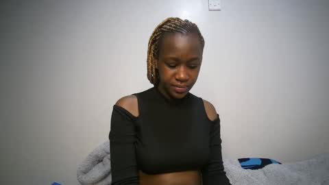 Snapshot of dollberry chatting on December 13, 10:13 pm dollberry online show from December 13, 10:13 pm