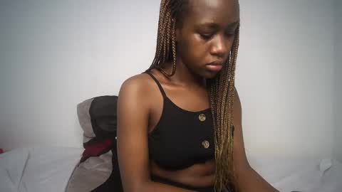 Snapshot of dollberry chatting on January 13, 9:41 am dollberry online show from January 13, 9:41 am