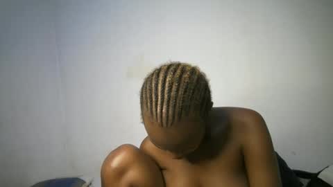 Snapshot of dollberry chatting on March 11, 4:18 pm dollberry online show from March 11, 4:18 pm