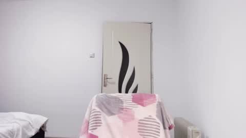 Snapshot of dollcedolly chatting on January 11, 9:57 am Eva online show from January 11, 9:57 am