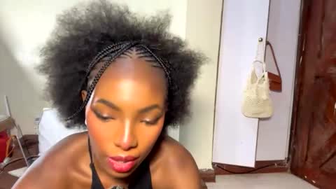 Doll online show from October 25, 2:13 pm