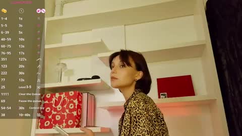 Jenny online show from April 4, 3:09 pm