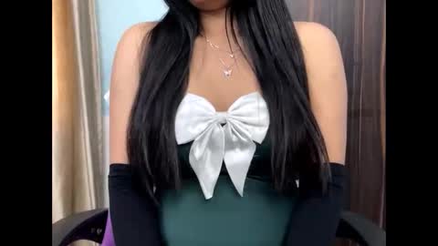 dollmeenu online show from February 17, 9:28 am