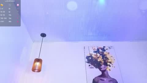 Call me Zoe  online show from February 27, 7:30 am