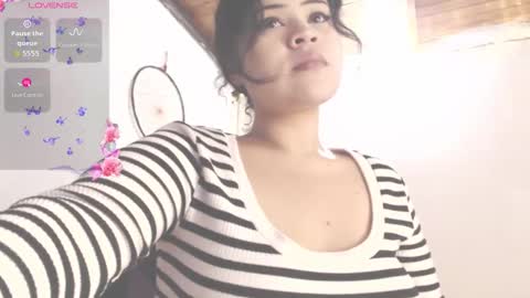 Snapshot of dollysweet666 chatting on January 8, 9:00 am dollysweet666 online show from January 8, 9:00 am