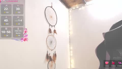 Snapshot of dollysweet666 chatting on January 9, 4:43 pm dollysweet666 online show from January 9, 4:43 pm