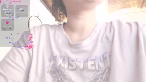 Snapshot of dollysweet666 chatting on January 11, 4:01 pm dollysweet666 online show from January 11, 4:01 pm