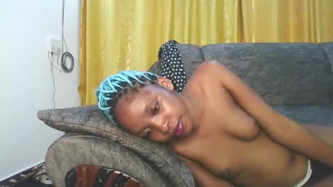 kadolly online show from May 10, 10:37 pm