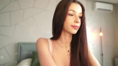 Snapshot of dollyvela chatting on May 12, 1:19 pm Dolly online show from May 12, 1:19 pm