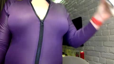 Snapshot of dom_mummy chatting on December 28, 7:22 am DOM MUMMY online show from December 28, 7:22 am