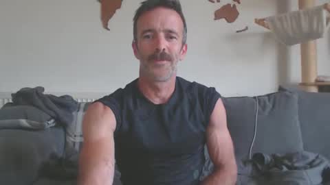 Snapshot of dombolio chatting on May 2, 1:16 pm Dombol online show from May 2, 1:16 pm