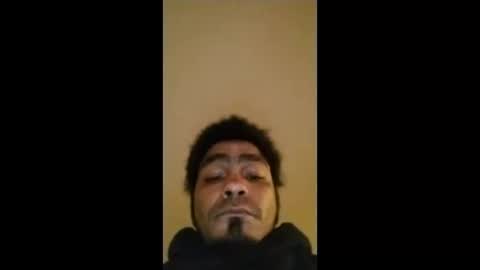 Snapshot of domboytoy88 chatting on January 5, 6:56 am domboytoy88 online show from January 5, 6:56 am