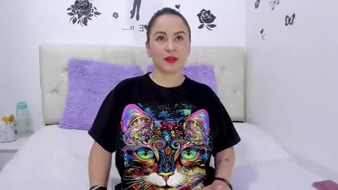 Snapshot of domina0 chatting on October 28, 11:58 am domi online show from October 28, 11:58 am