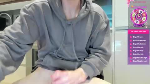 Alex...  online show from March 3, 12:44 pm