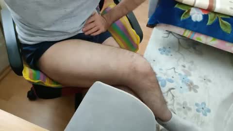 Snapshot of dominantboy77 chatting on February 12, 5:26 am dominantboy77 online show from February 12, 5:26 am