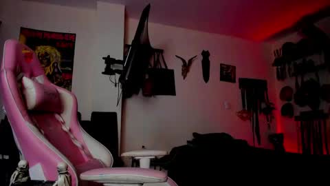 Dom Blue online show from May 13, 6:16 pm
