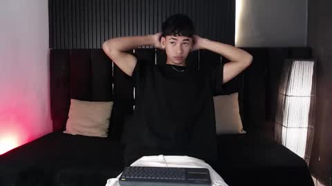 Dominic online show from November 25, 11:05 pm