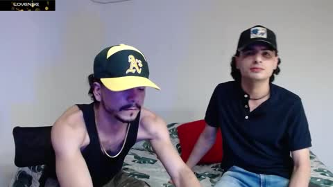 Snapshot of dominic_hanks chatting on September 12, 3:28 am DOMINIC AND ANDREW online show from September 12, 3:28 am