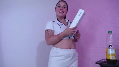 Snapshot of dominic_queen1126 chatting on September 18, 1:40 am online show from September 18, 1:40 am