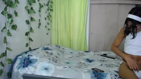 dominic_sofia online show from April 23, 11:31 am