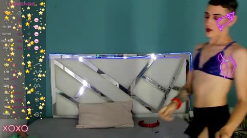 Dominic online show from December 11, 6:09 pm