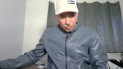 Snapshot of dominicanorico chatting on October 12, 5:34 pm luis online show from October 12, 5:34 pm