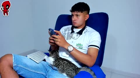  Dominic  online show from March 31, 1:51 am