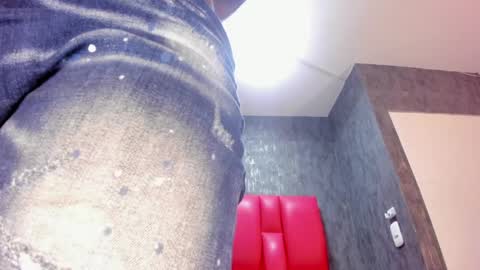 Dominicscott online show from April 8, 1:11 pm