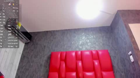 Dominicscott online show from April 17, 1:14 pm