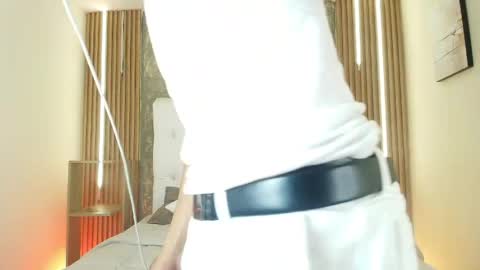 Dominik online show from April 4, 8:28 pm