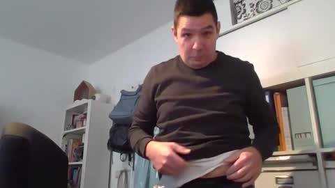 dominik_home online show from January 7, 9:34 am